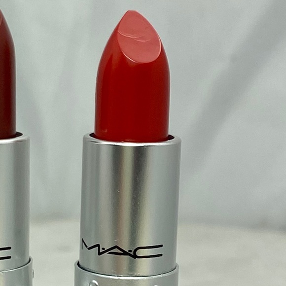 MAC Lustre Lip Care Lipstick Lady Bug Med-Dark Red - Picture 2 of 8